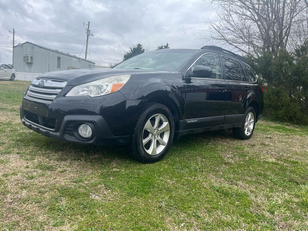 2014 SUBARU Outback