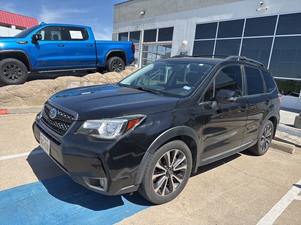 2017 SUBARU Forester