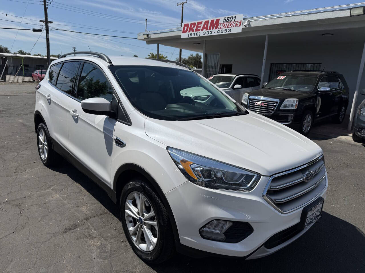 2017 FORD Escape