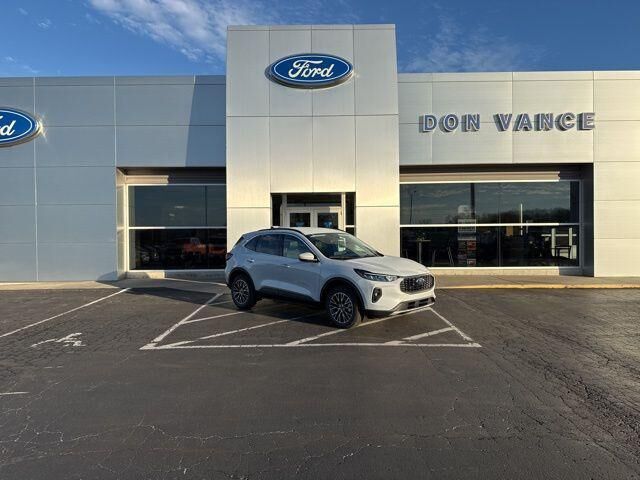 2026 FORD Escape
