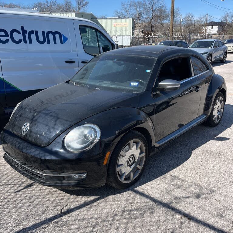 2014 VOLKSWAGEN Beetle