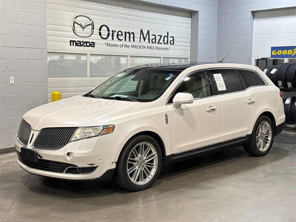 2013 LINCOLN MKT