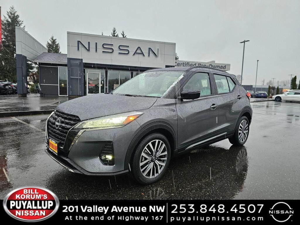 2024 NISSAN Kicks