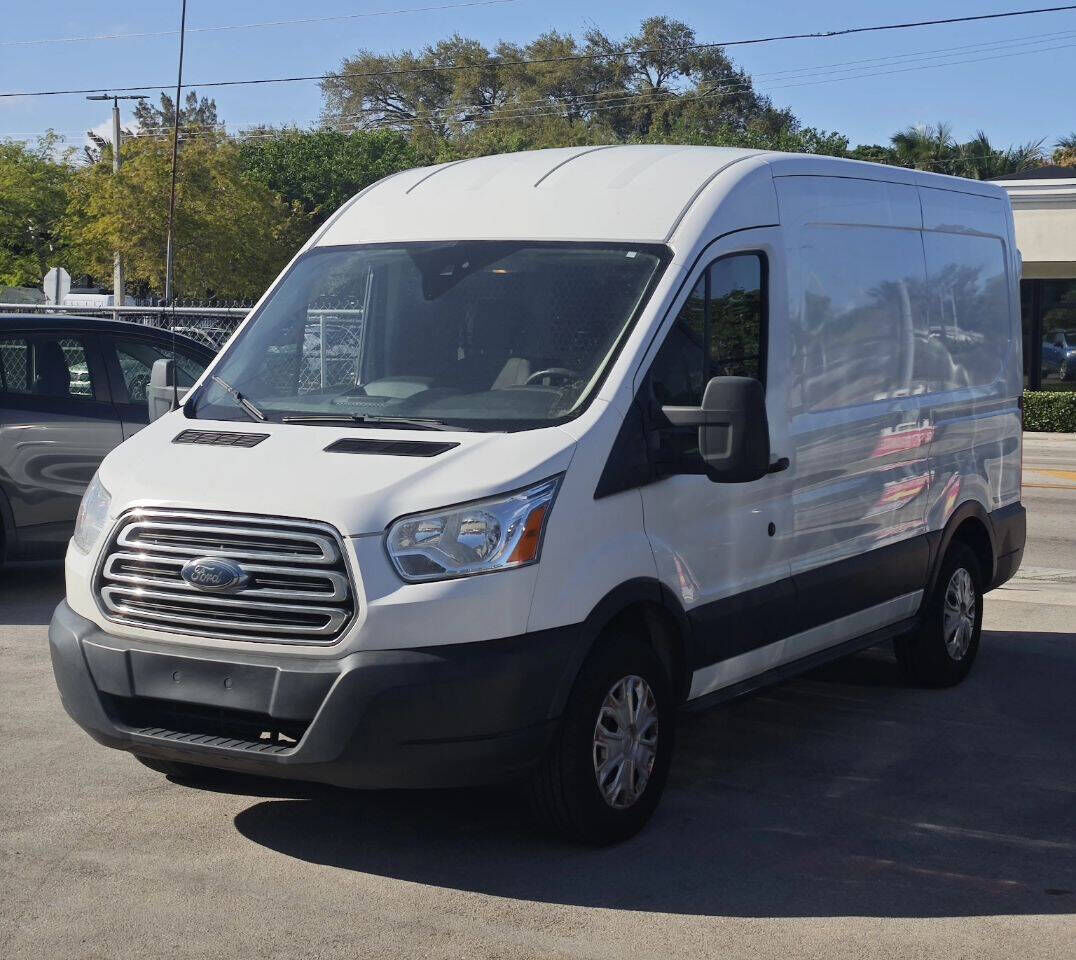 2019 FORD Transit