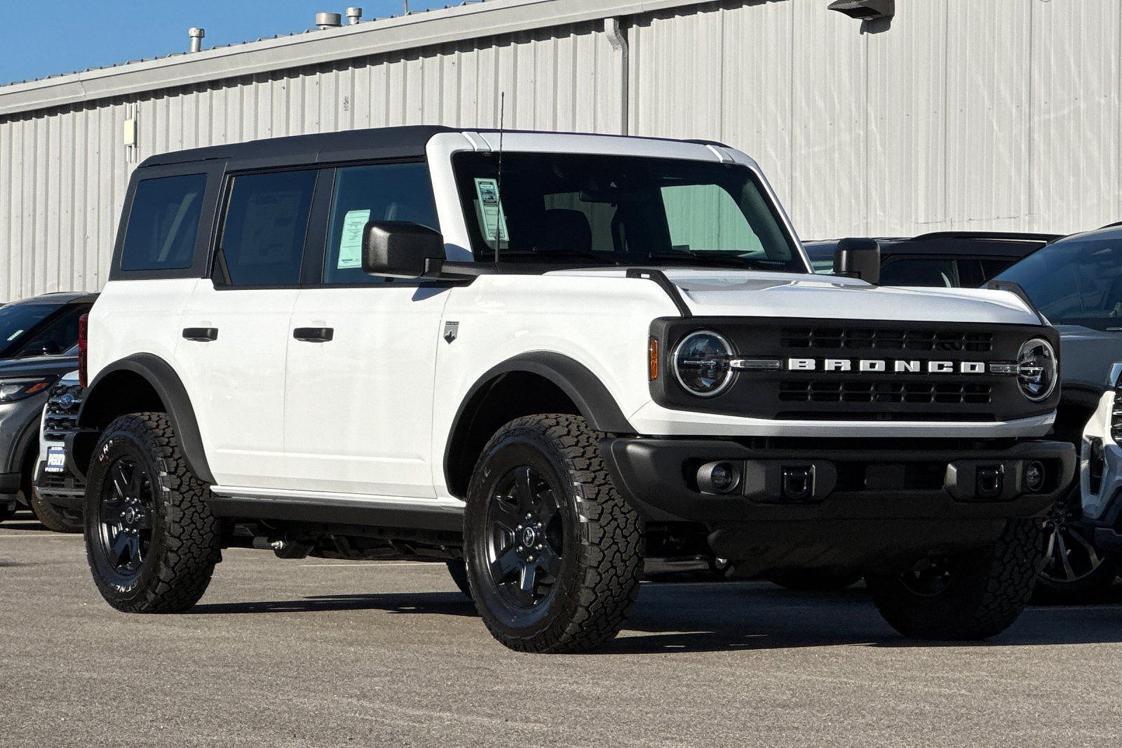 2025 FORD Bronco