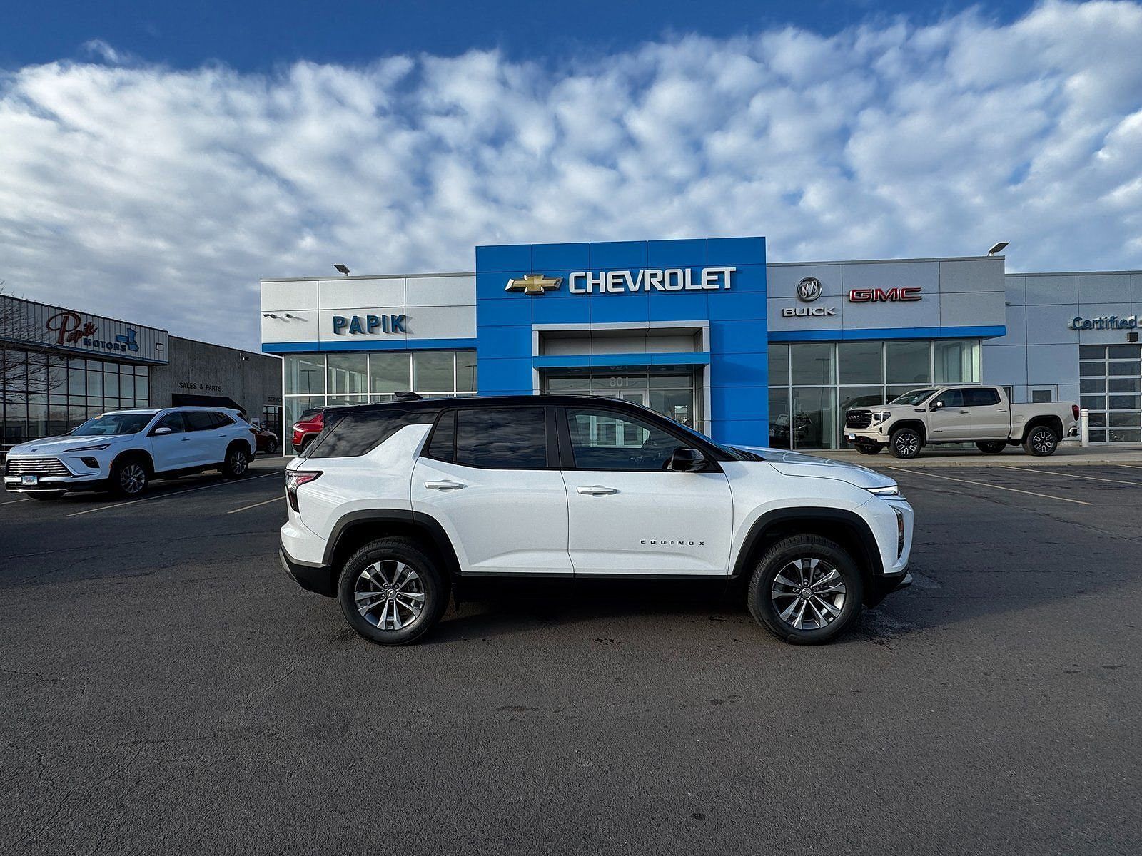 2026 CHEVROLET Equinox