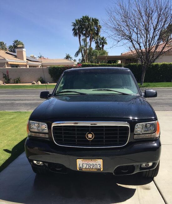 1999 CADILLAC Escalade