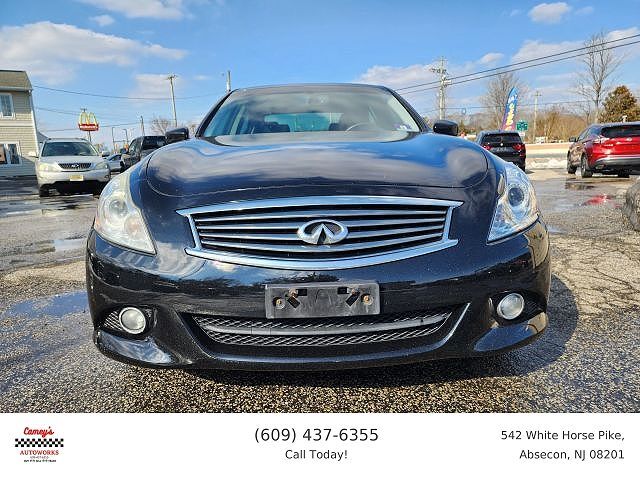 2015 INFINITI Q40