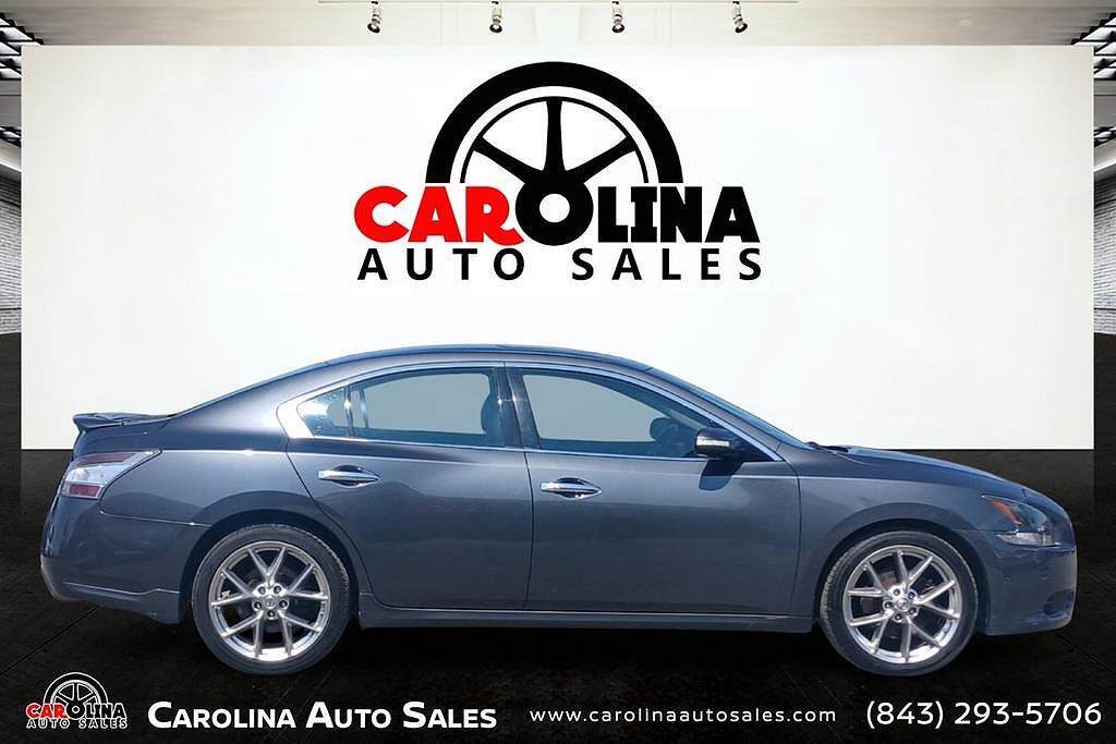 2010 NISSAN Maxima