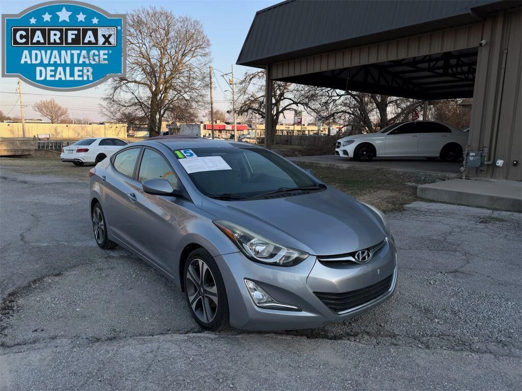 2015 HYUNDAI Elantra