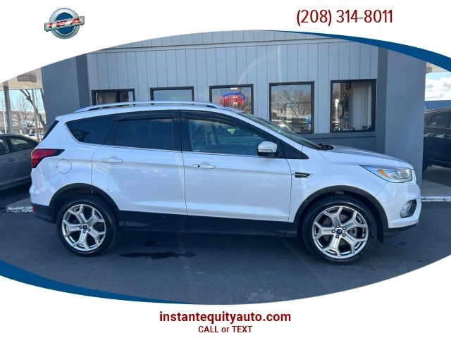 2019 FORD Escape