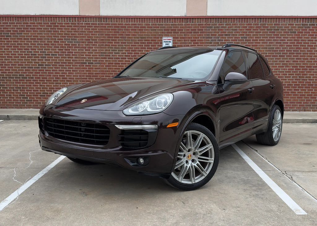 2018 PORSCHE Cayenne