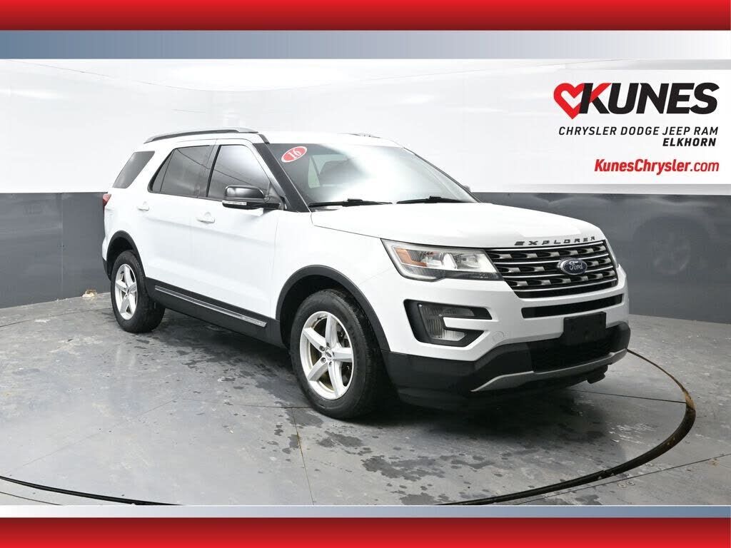2016 FORD Explorer