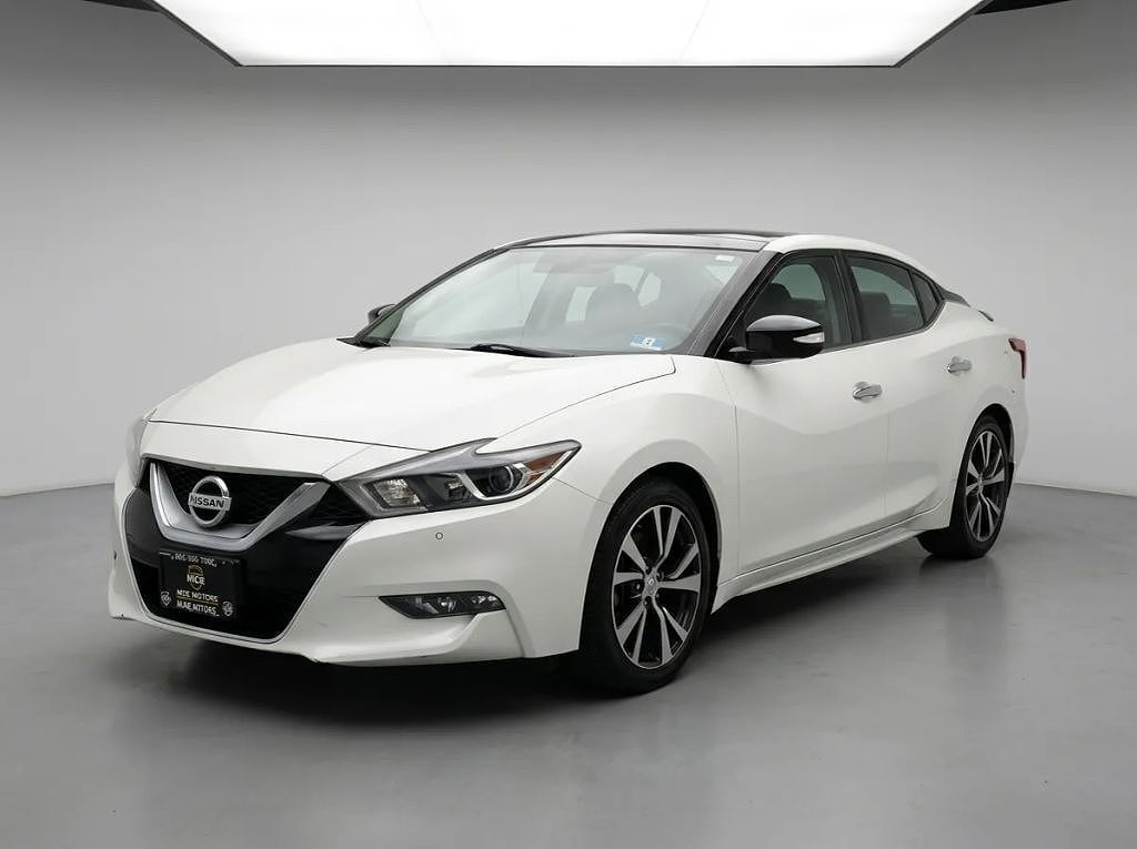 2017 NISSAN Maxima