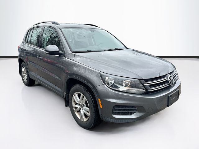2016 VOLKSWAGEN Tiguan
