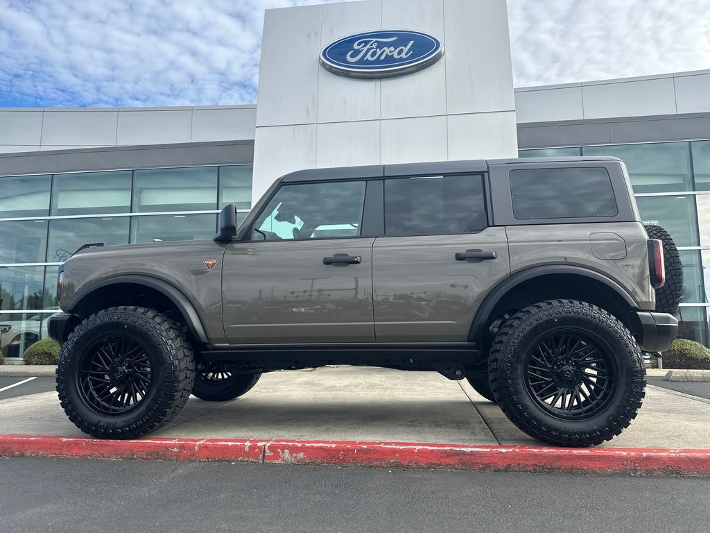 2025 FORD Bronco