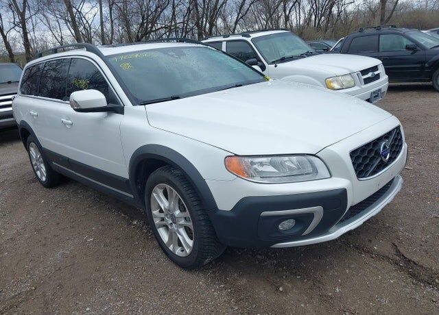 2016 VOLVO XC70