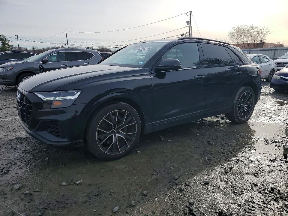 2021 AUDI SQ8