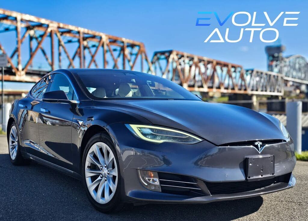 2019 TESLA Model S