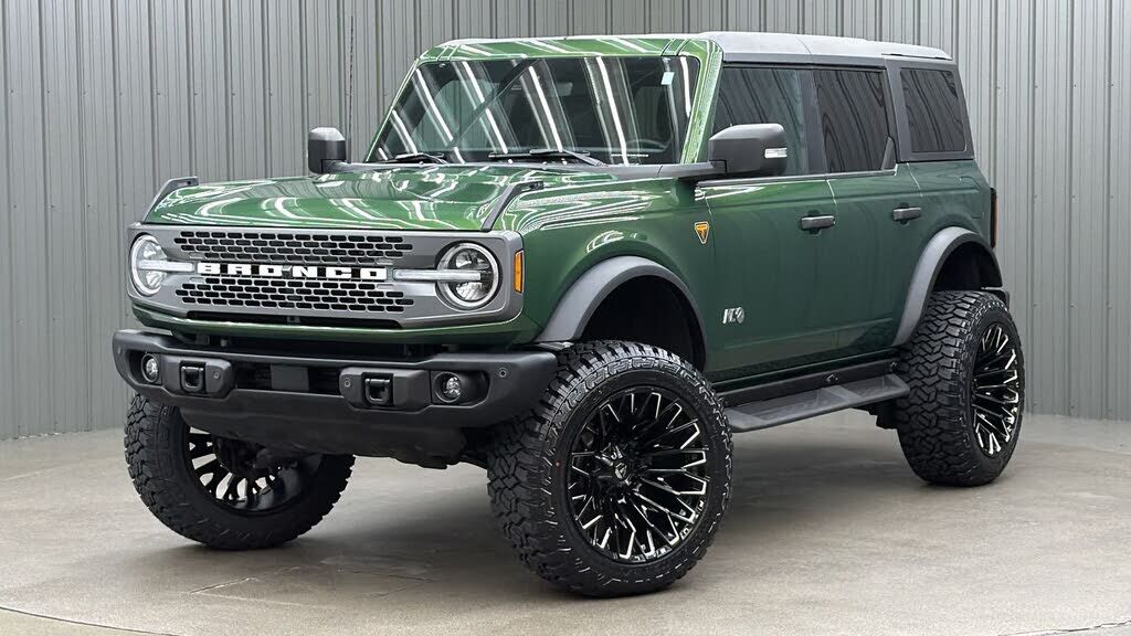 2025 FORD Bronco