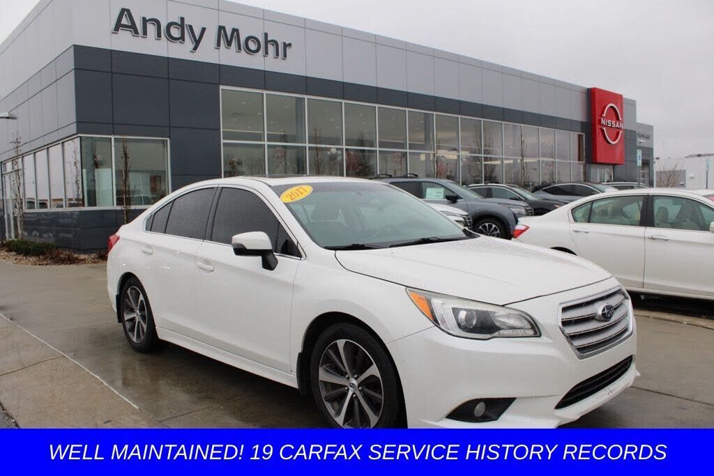 2017 SUBARU Legacy
