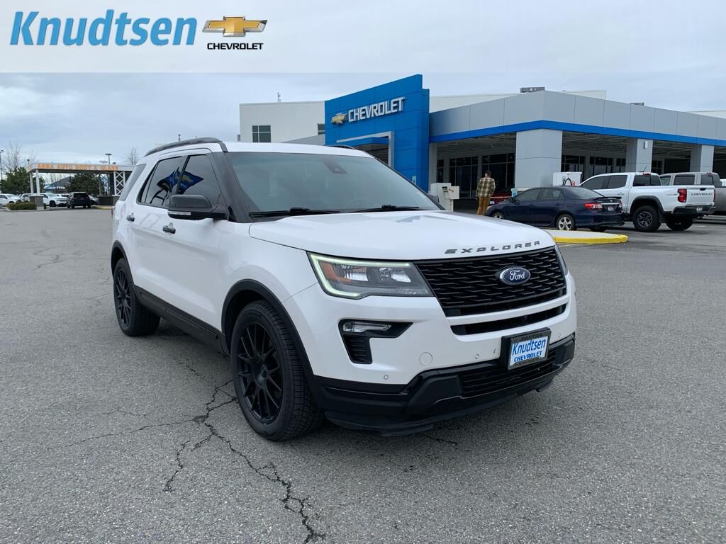 2018 FORD Explorer