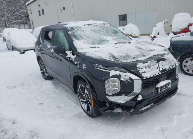 2022 MITSUBISHI Outlander