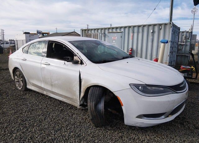 2016 CHRYSLER 200