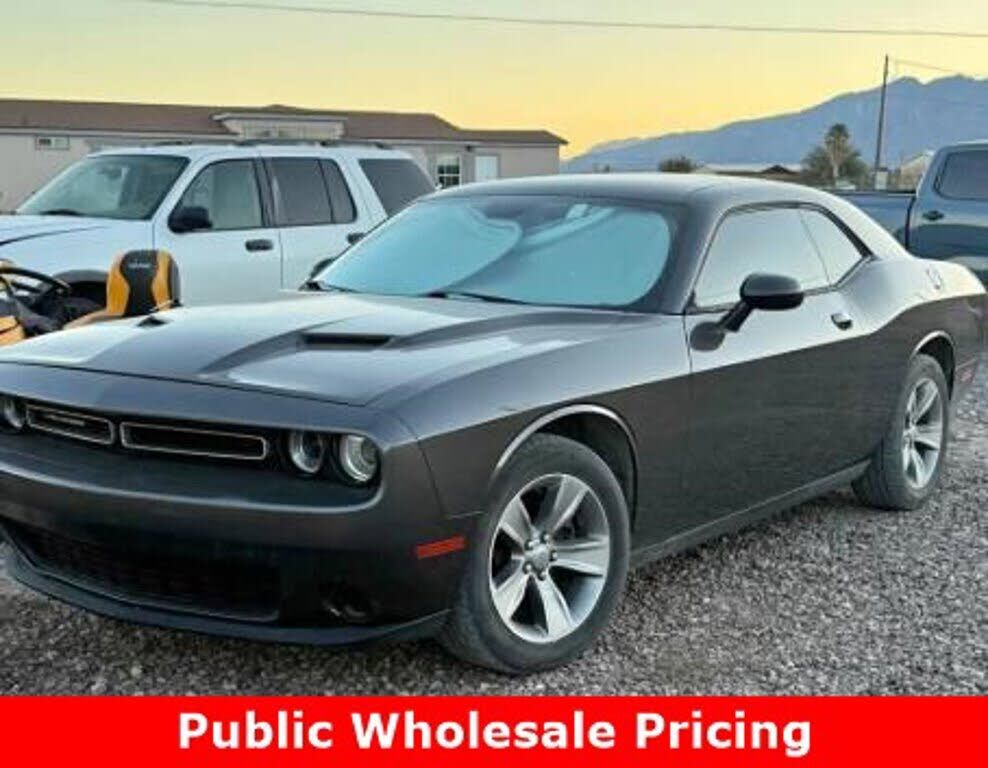 2016 DODGE Challenger