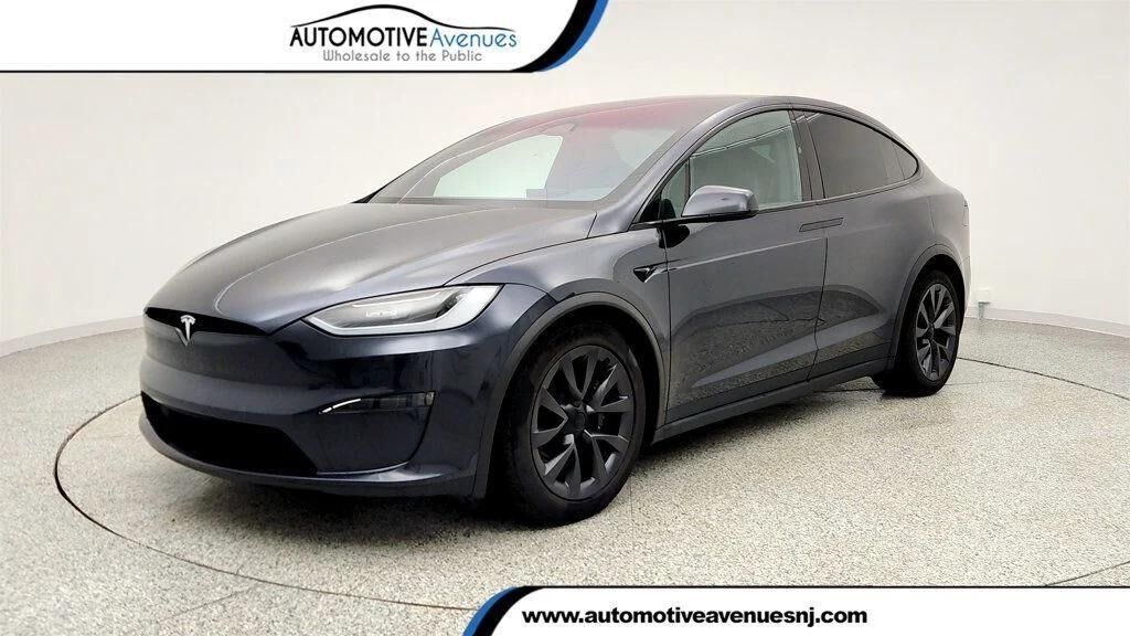 2024 TESLA Model X