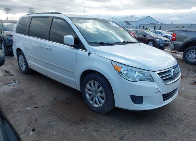 2012 VOLKSWAGEN Routan