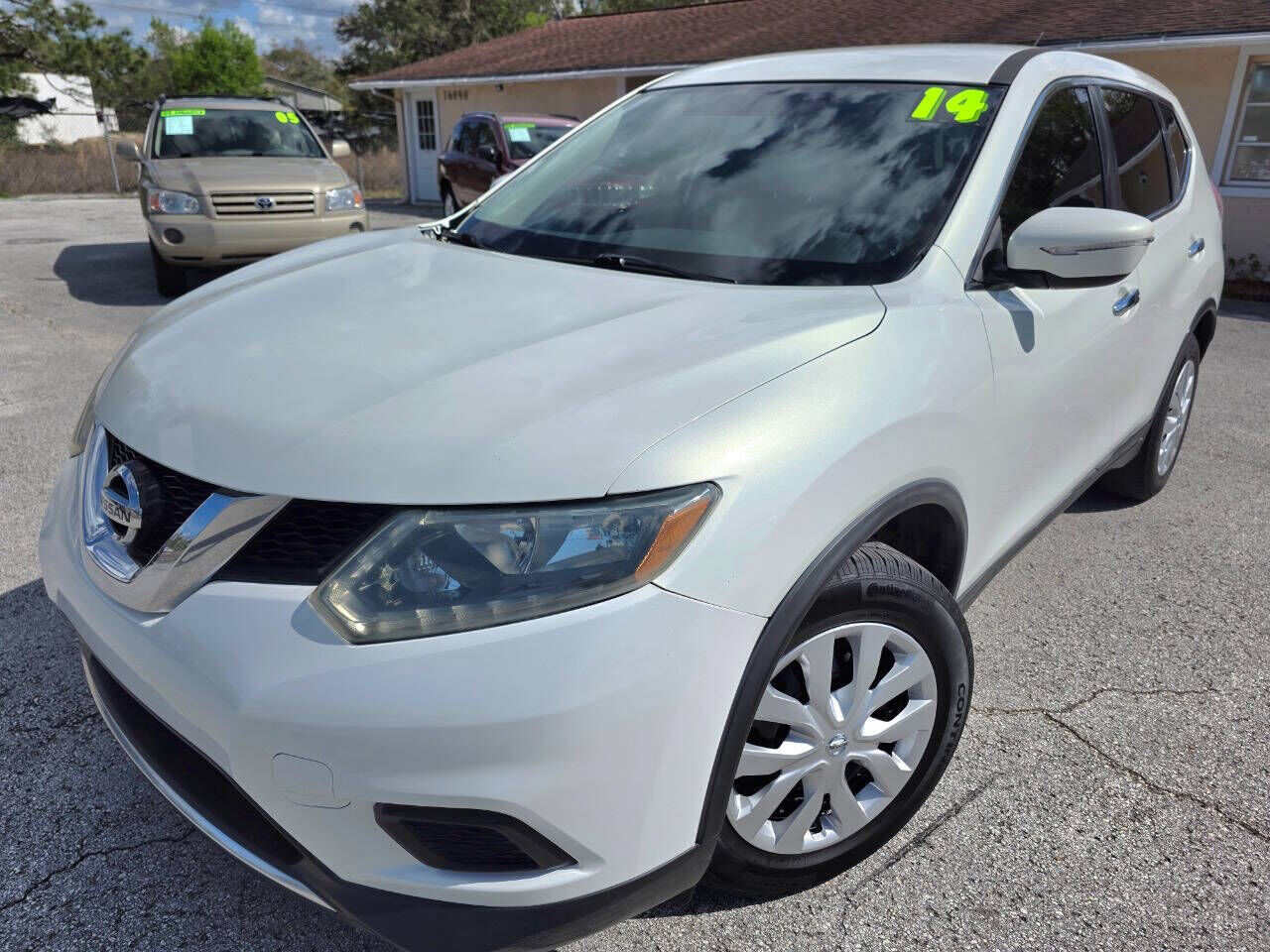 2014 NISSAN Rogue