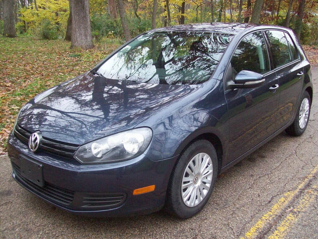 2013 VOLKSWAGEN Golf