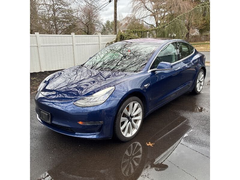2018 TESLA Model 3
