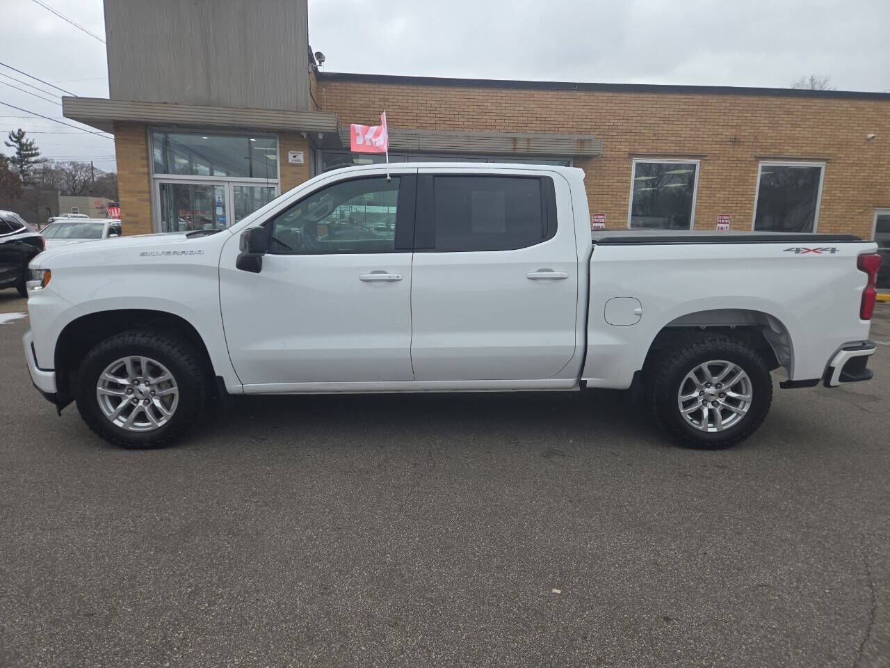 2021 CHEVROLET Silverado