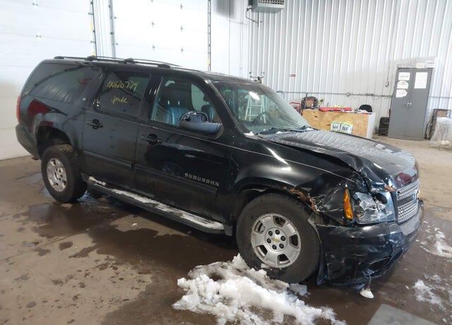 2011 CHEVROLET Suburban