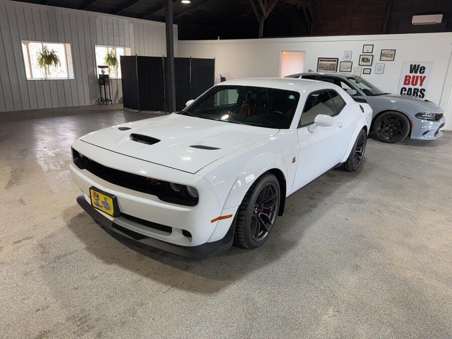 2020 DODGE Challenger