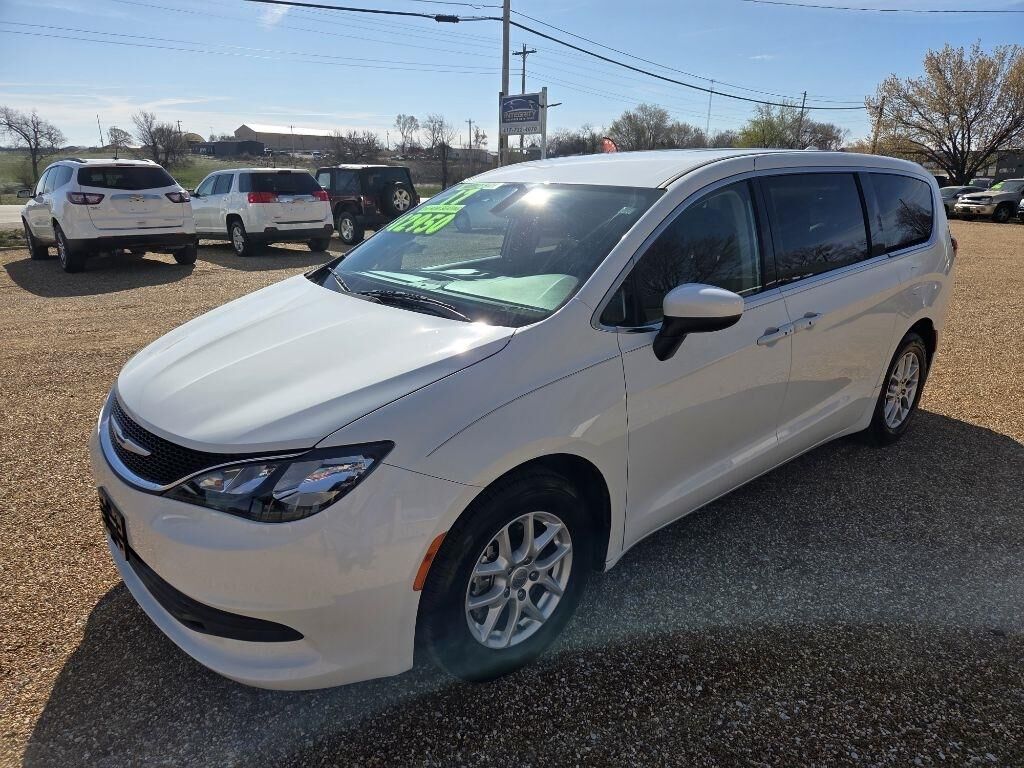 2017 CHRYSLER Pacifica
