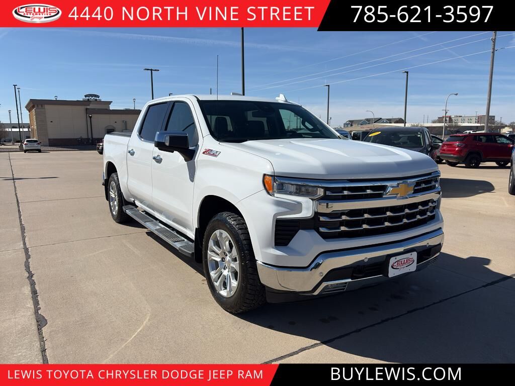 2024 CHEVROLET Silverado