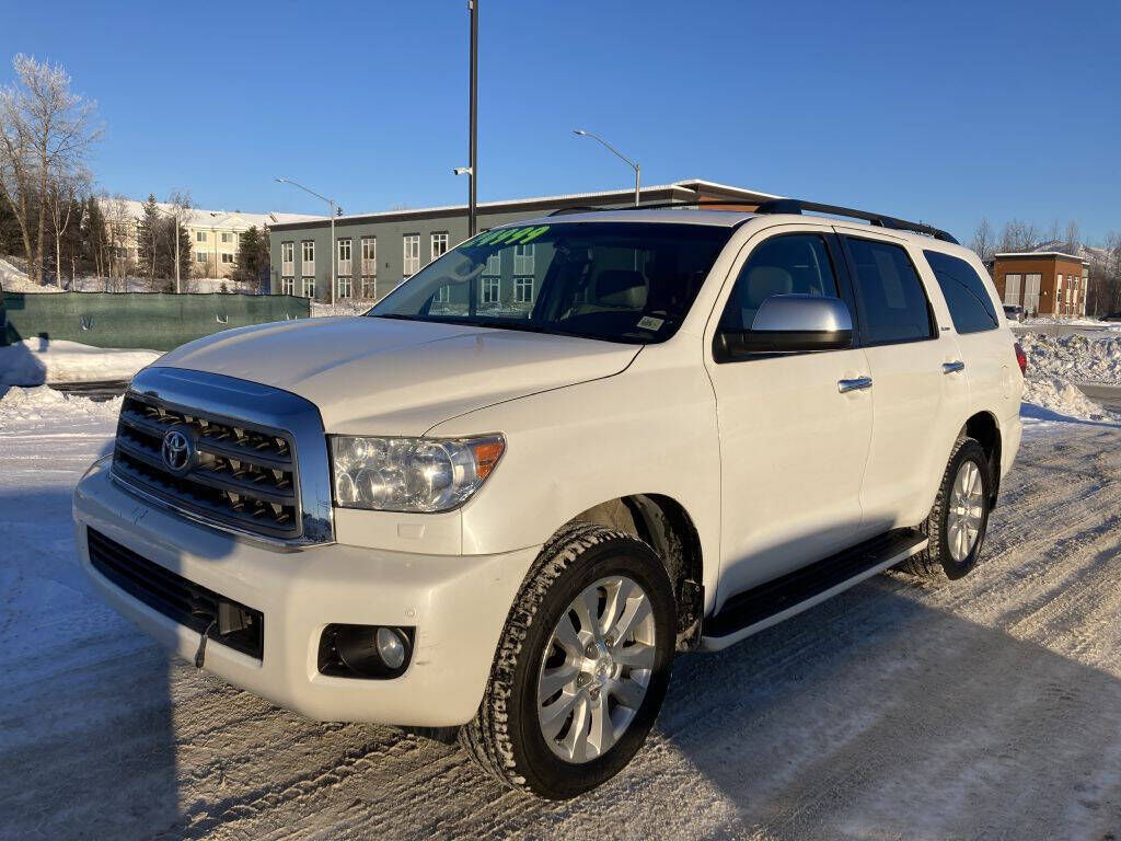 2014 TOYOTA Sequoia