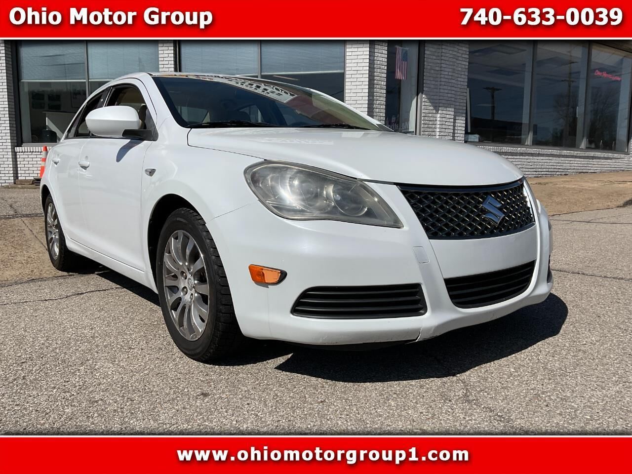 2013 SUZUKI Kizashi
