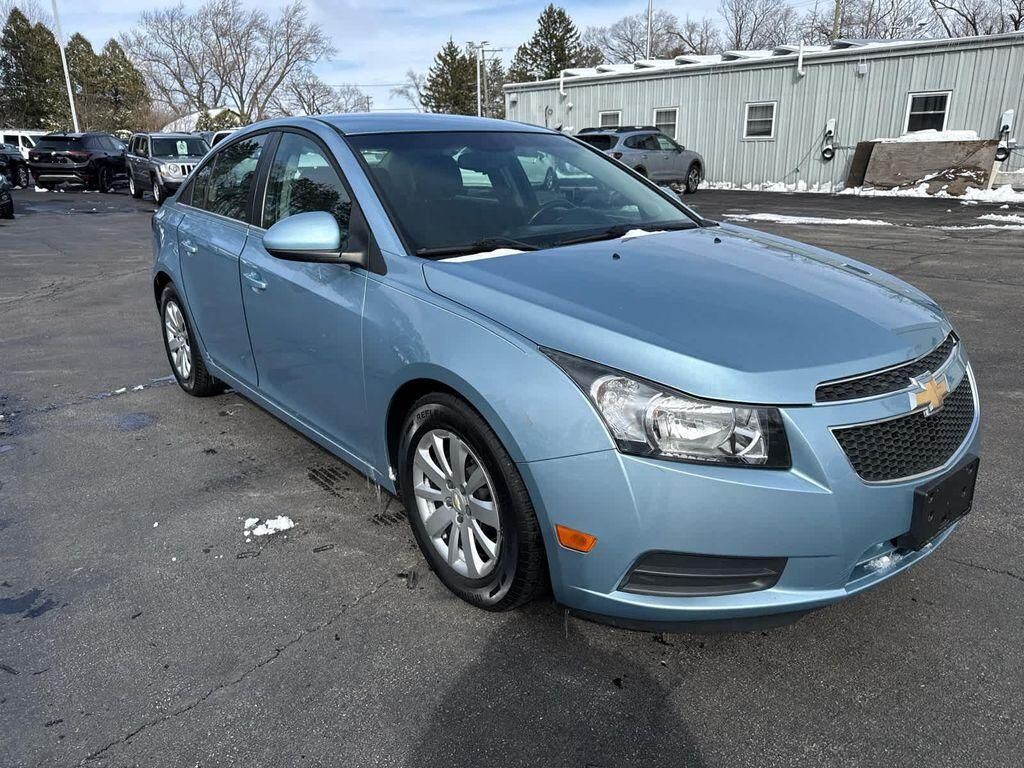 2011 CHEVROLET Cruze
