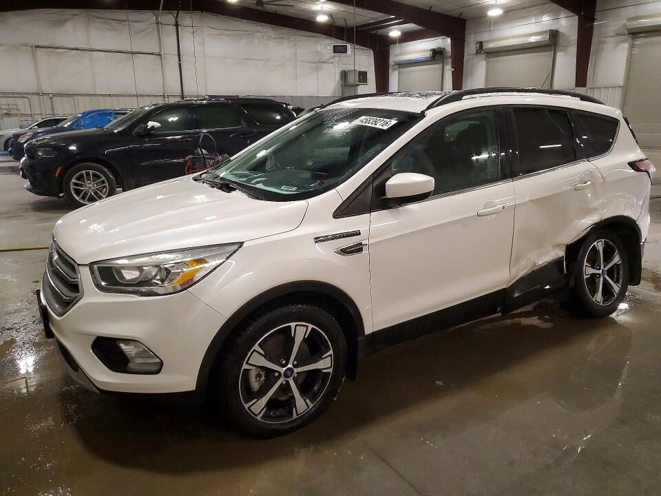 2017 FORD Escape