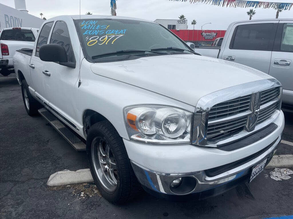 2008 DODGE Ram