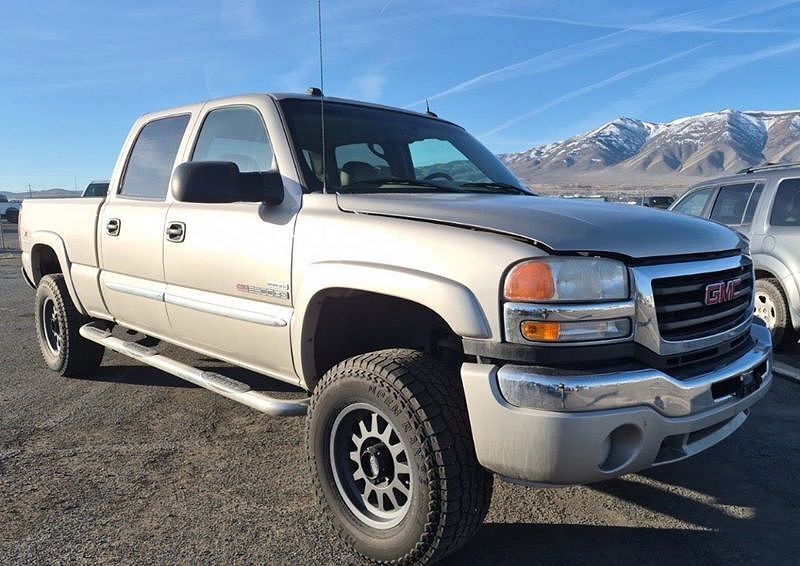 2004 GMC Sierra