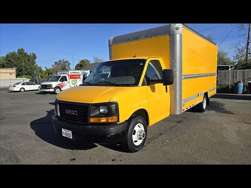 2015 GMC Savana