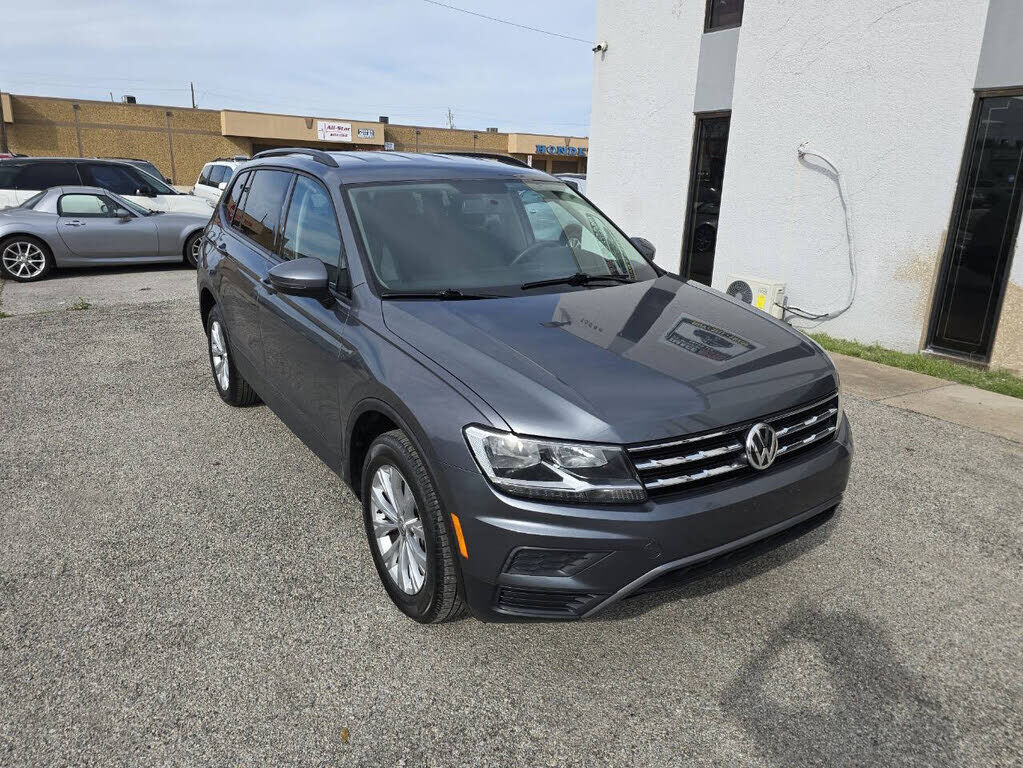 2020 VOLKSWAGEN Tiguan
