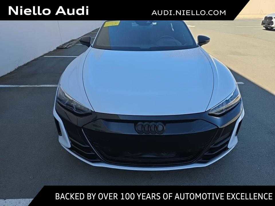 2022 AUDI RS e-tron