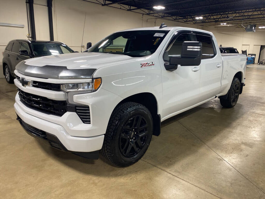 2023 CHEVROLET Silverado