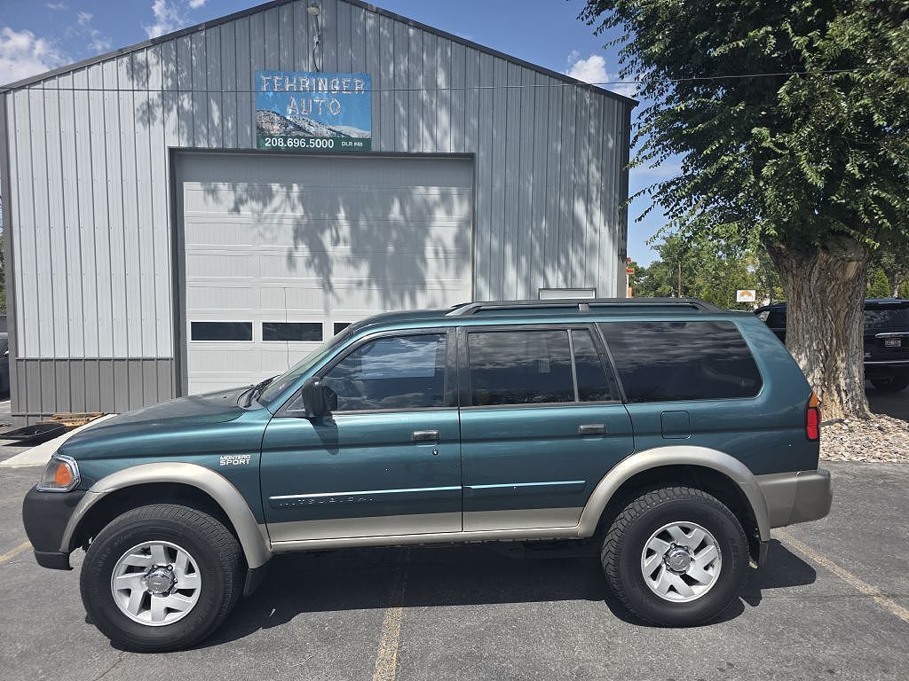 2003 MITSUBISHI Montero Sport